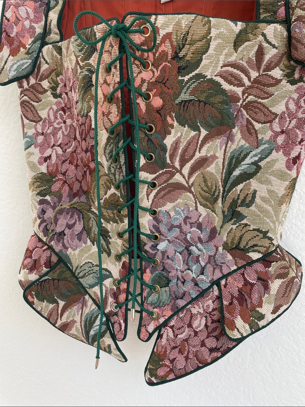 LESLIE HARRIS Floral Tapestry Lace-Up Renaissance Bodice - Picture 4 of 15